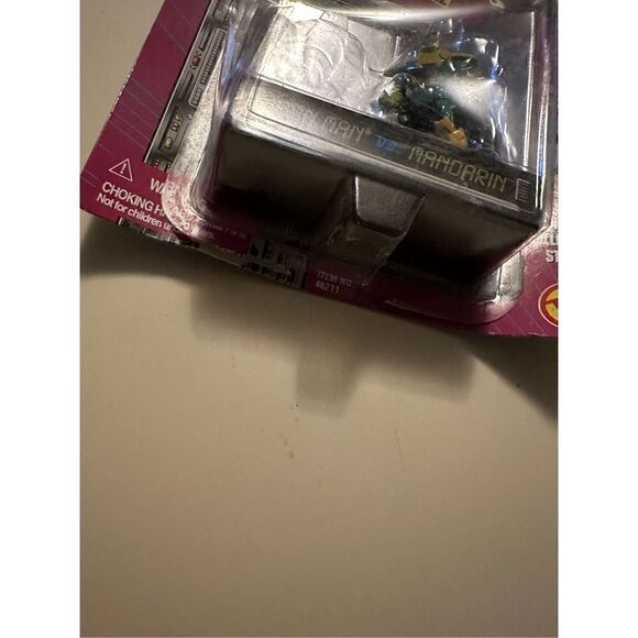 Vintage 94 Toy Biz Marvel Iron Man Mandarin Action Figure Open Package Die Cast - Picture 4 of 10